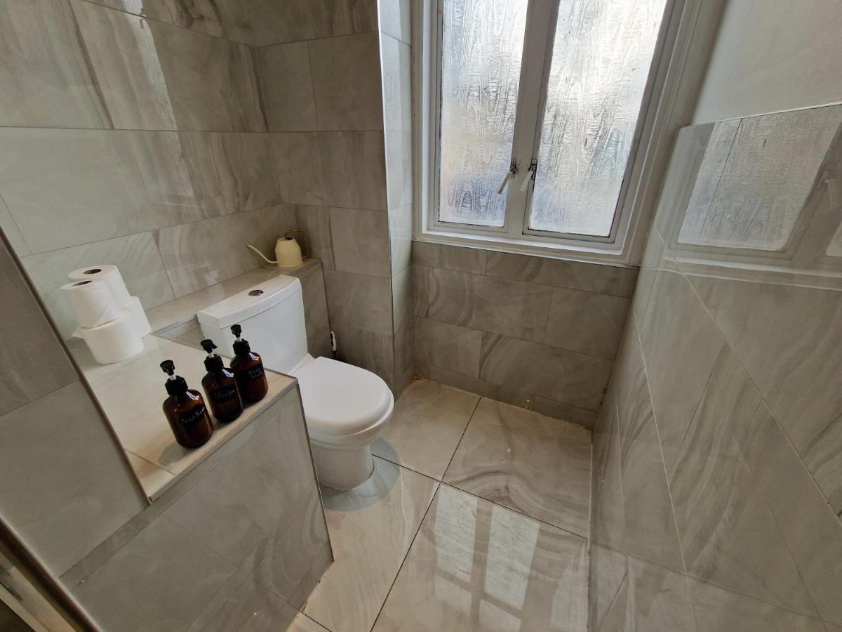 Spacious 4 Bedrooms Apartment For 10 Near Marble Arch Londra Dış mekan fotoğraf