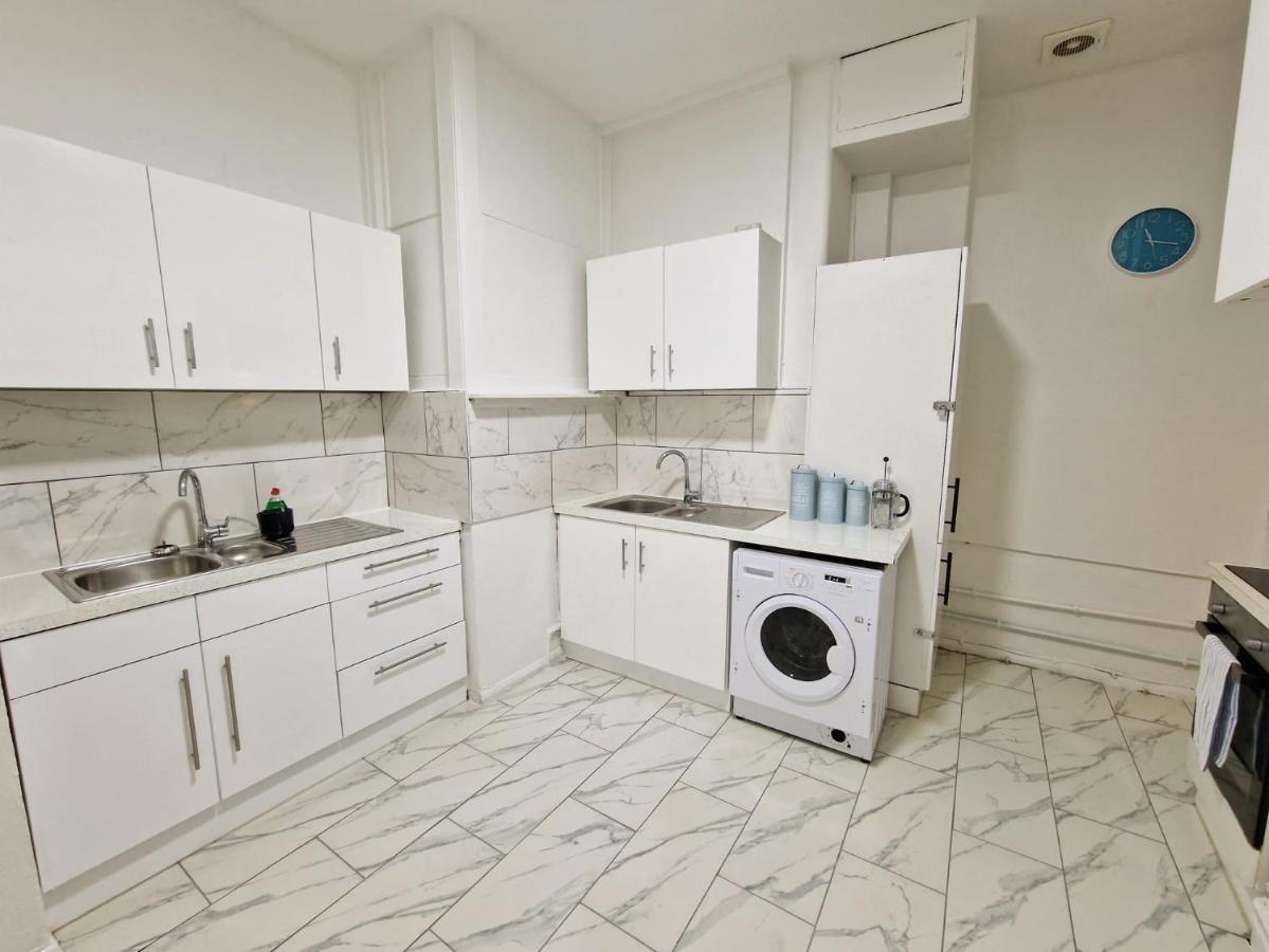 Spacious 4 Bedrooms Apartment For 10 Near Marble Arch Londra Dış mekan fotoğraf