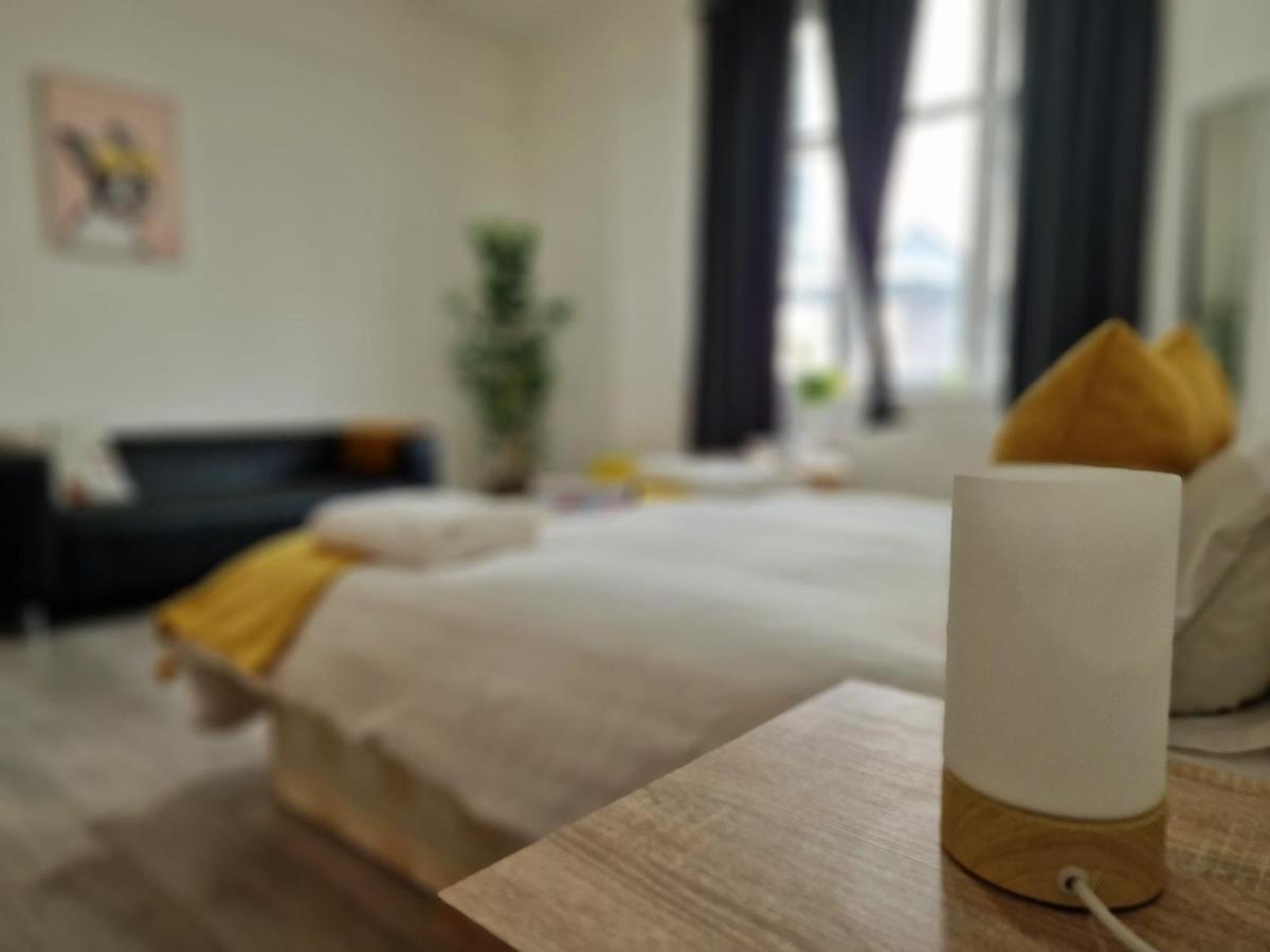 Spacious 4 Bedrooms Apartment For 10 Near Marble Arch Londra Dış mekan fotoğraf