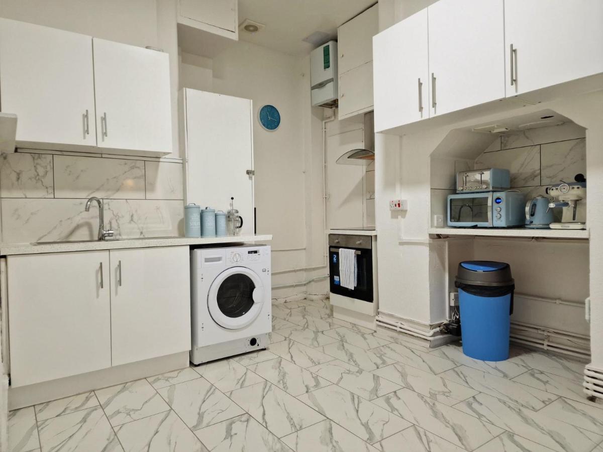 Spacious 4 Bedrooms Apartment For 10 Near Marble Arch Londra Dış mekan fotoğraf