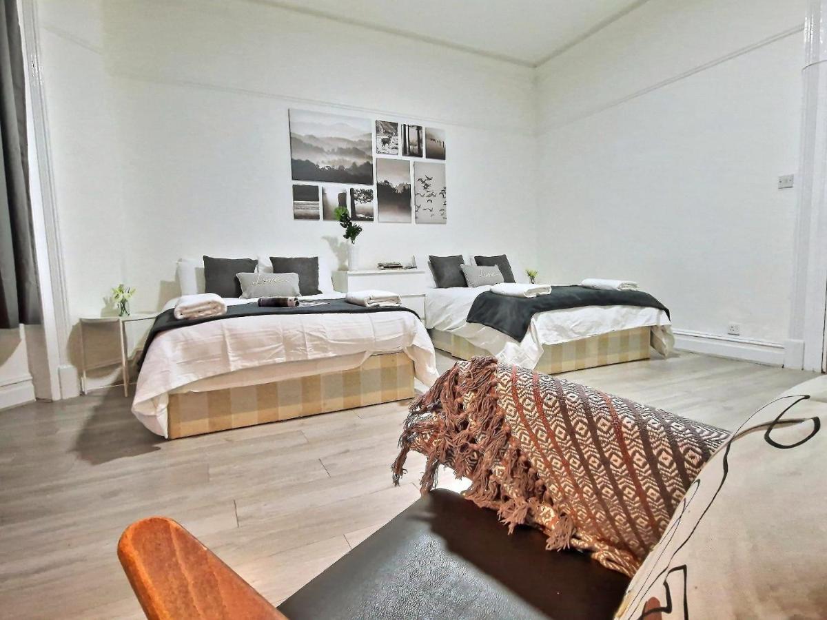 Spacious 4 Bedrooms Apartment For 10 Near Marble Arch Londra Dış mekan fotoğraf